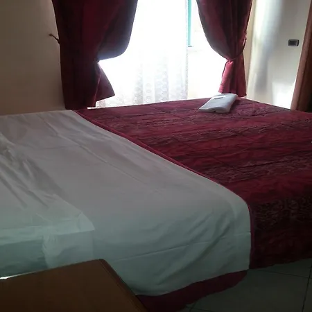 Starlight Bed & Breakfast 2*